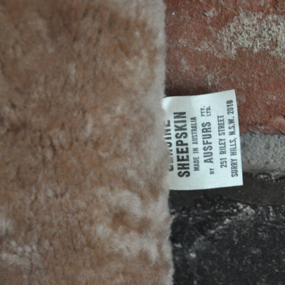 Vintage Handmade Shearling Sheepskin Leather Wool Western Vest Australia M - Picture 6 of 7